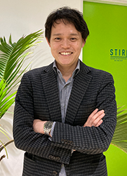 株式会社スタートライン 花上 新 さん